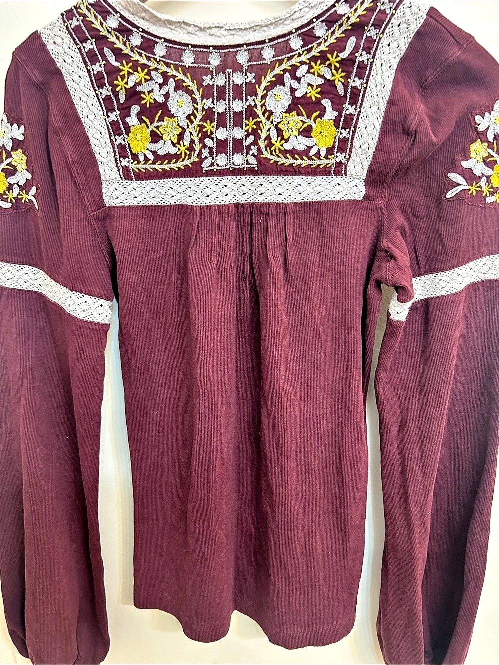 Johnny Was Embroidered Floral Tunic in Purple Size Large